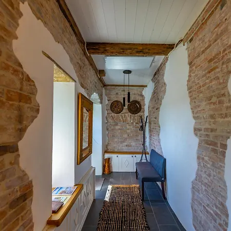 Aadma Apartament *