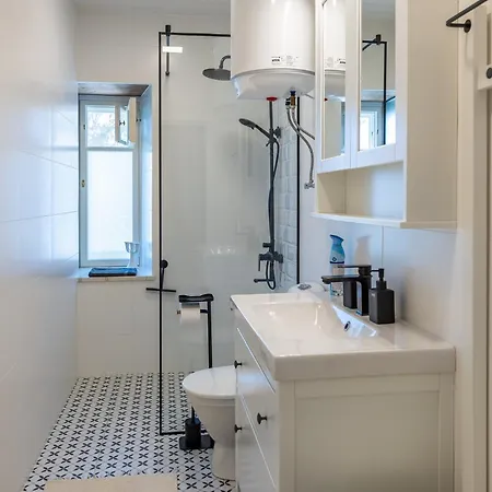 Aadma Apartament